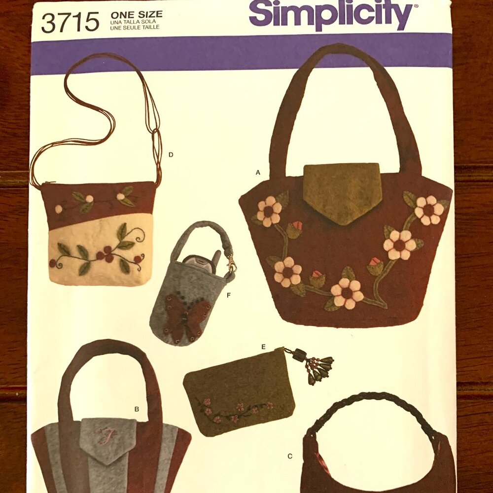 Simplicity Pattern #3715 Ladies Handbags & Accessories